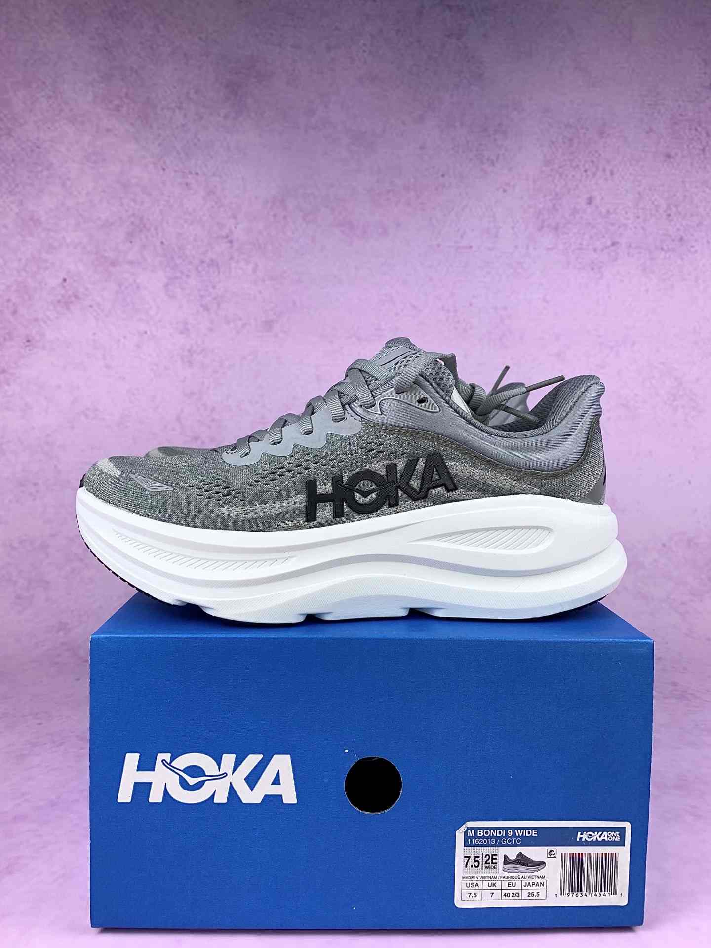 HOKA Bondi 9 Wide Road Running Shoes