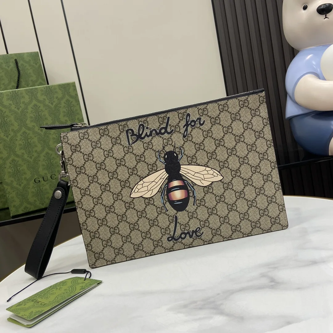 Gucci Ophidia Brown GG Supreme Canvas Clutch product photo from LabelPicks