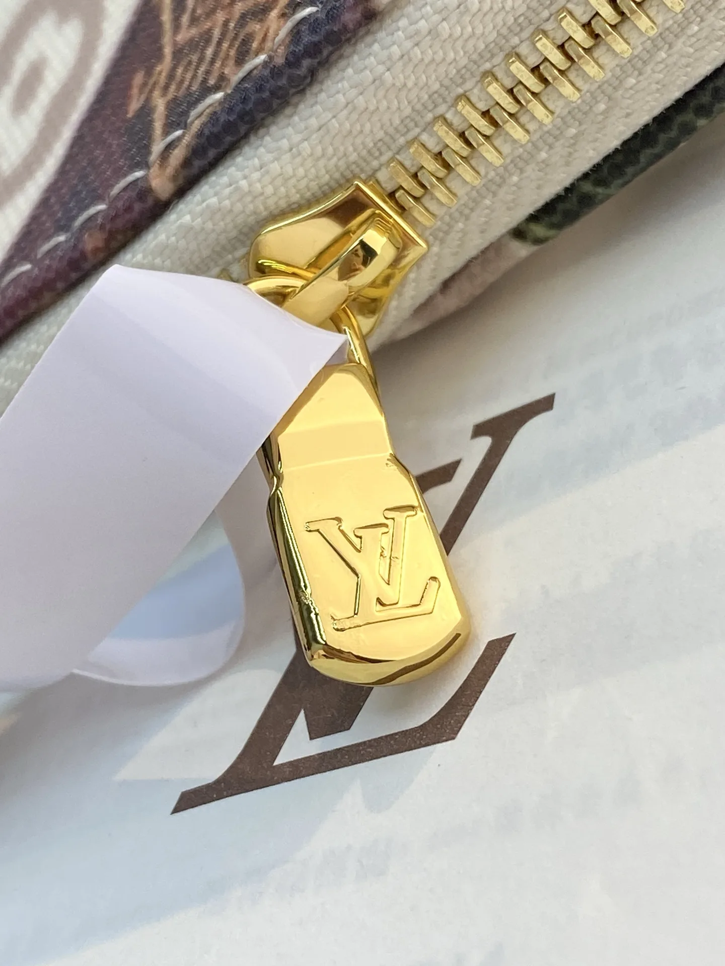 Louis Vuitton Burgundy Pochette Monogram Canvas Clutch product photo from LabelPicks