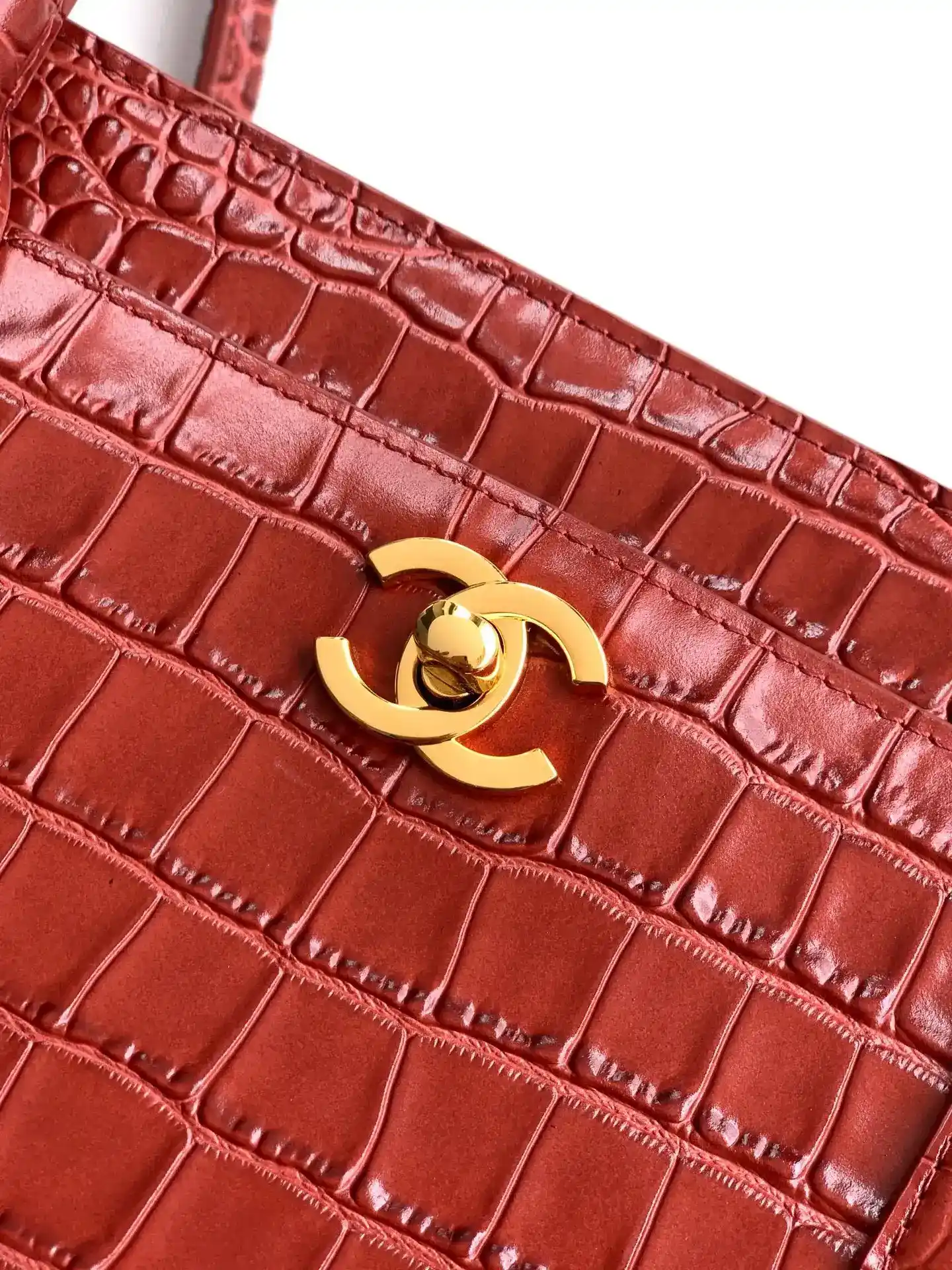 Chanel Green Tote Bag product photo from LabelPicks