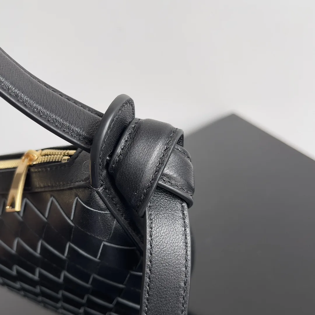 Bottega Veneta Pink Intrecciato Woven Leather Crossbody Bag product photo from LabelPicks