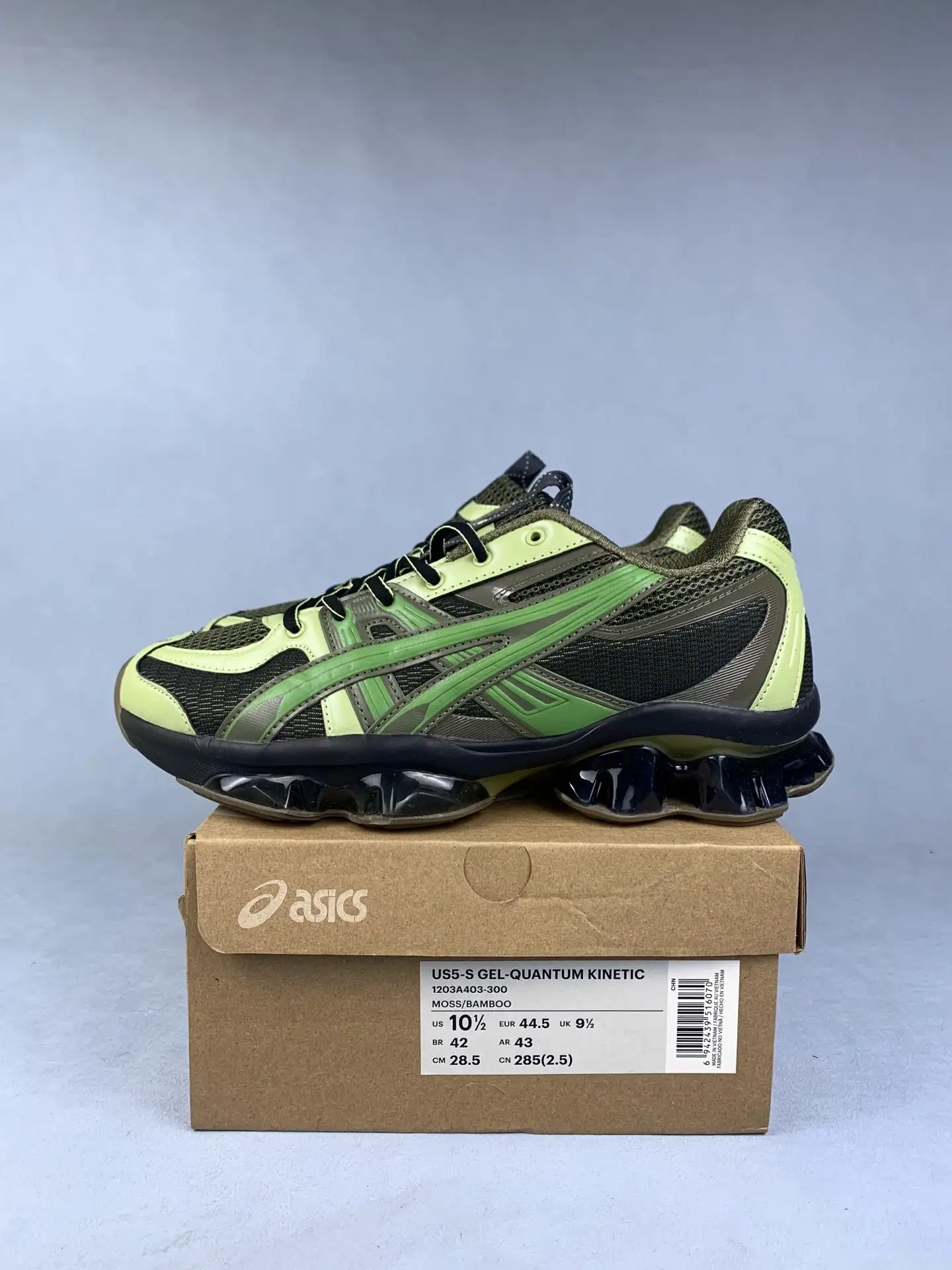 ASICS US5-S GEL-QUANTUM KINETIC Sportstyle Shoes product photo from LabelPicks