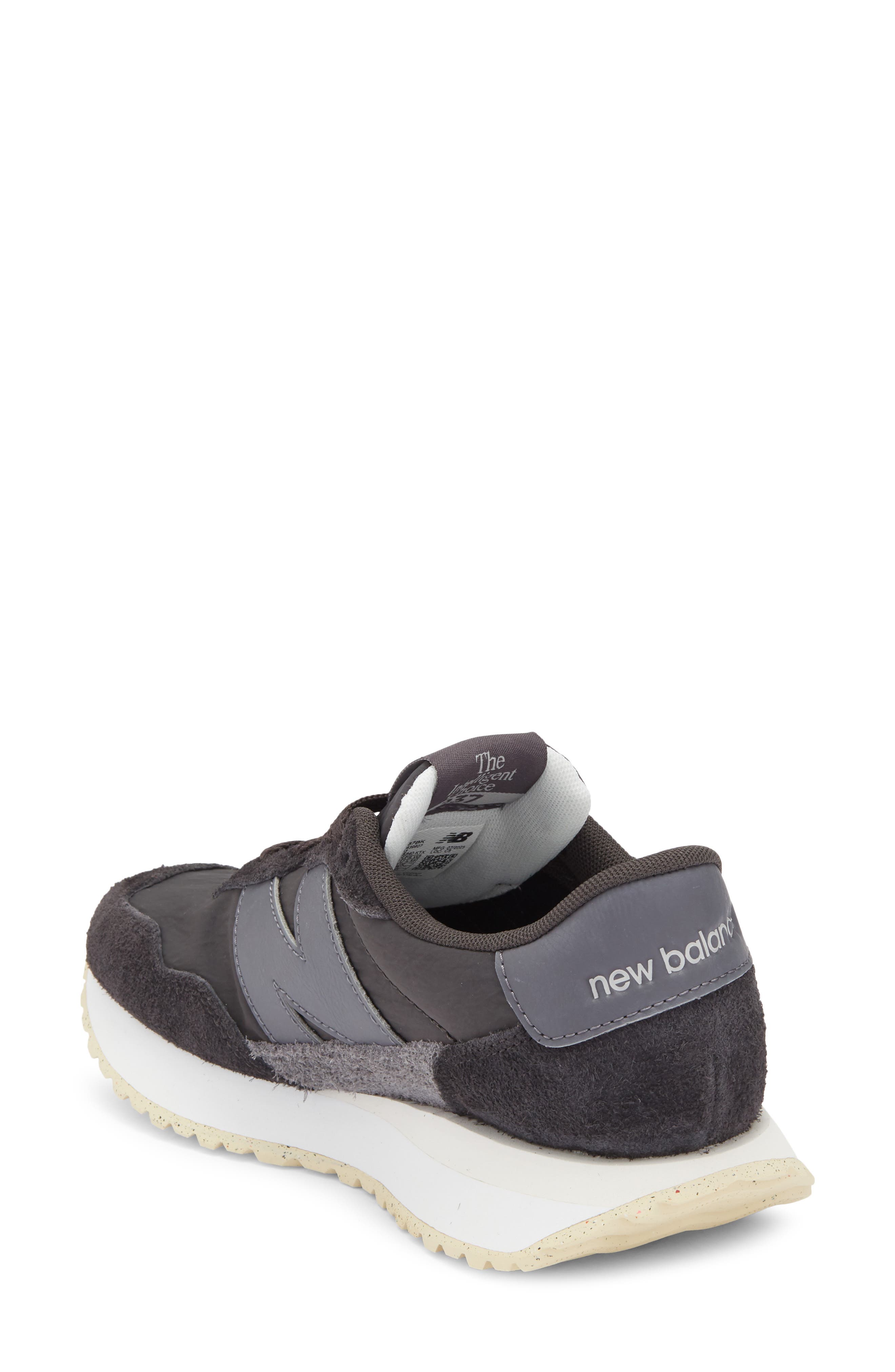 New Balance 237 Sneaker