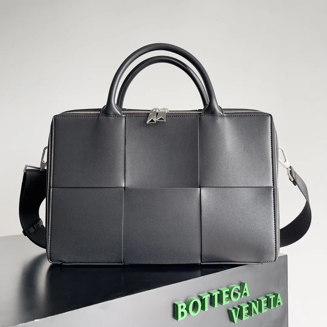 Bottega Veneta Intrecciato Woven Leather Tote Bag product photo from LabelPicks