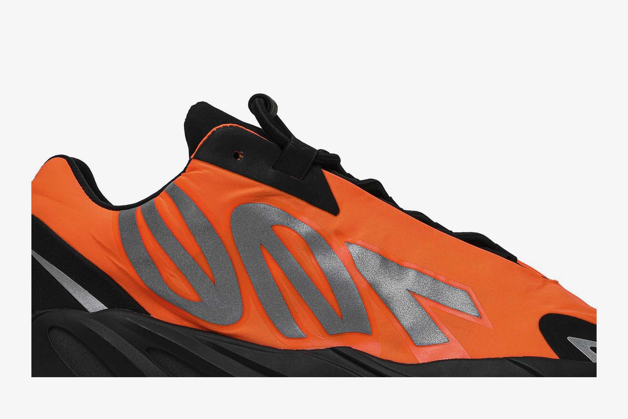 Adidas Yeezy Boost 700 MNVN ‘Orange’ FV3258