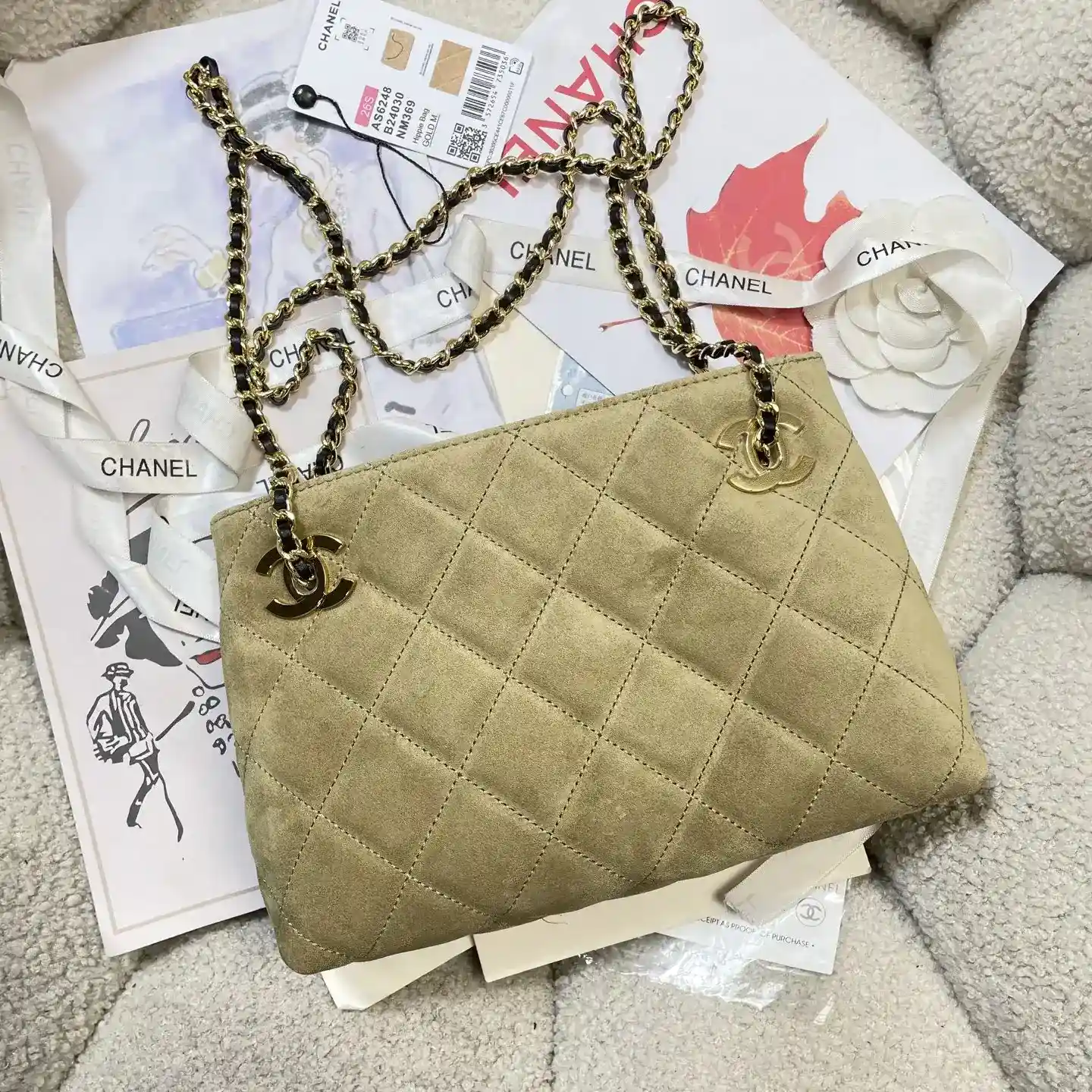 Chanel Gold Lambskin Tote Bag product photo from LabelPicks