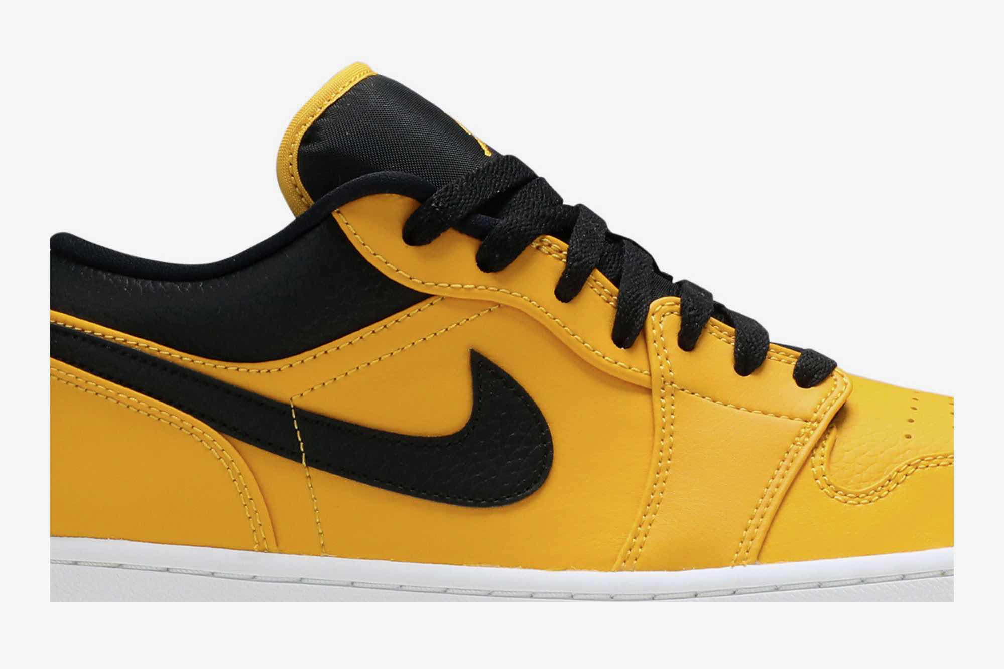 Air Jordan 1 Low ‘University Gold Black’ 553558-700