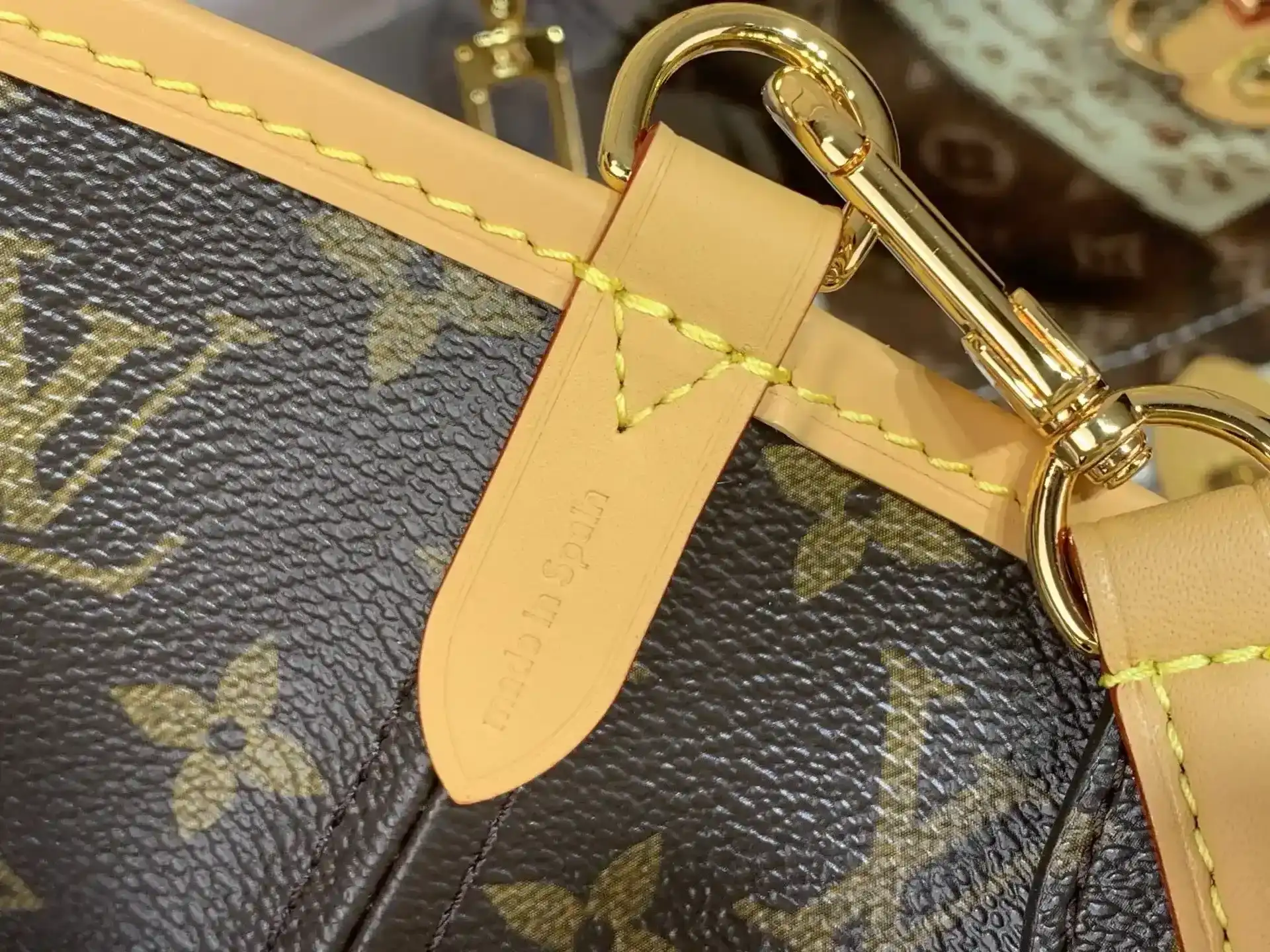 Louis Vuitton Neverfull Monogram Canvas Tote Bag product photo from LabelPicks