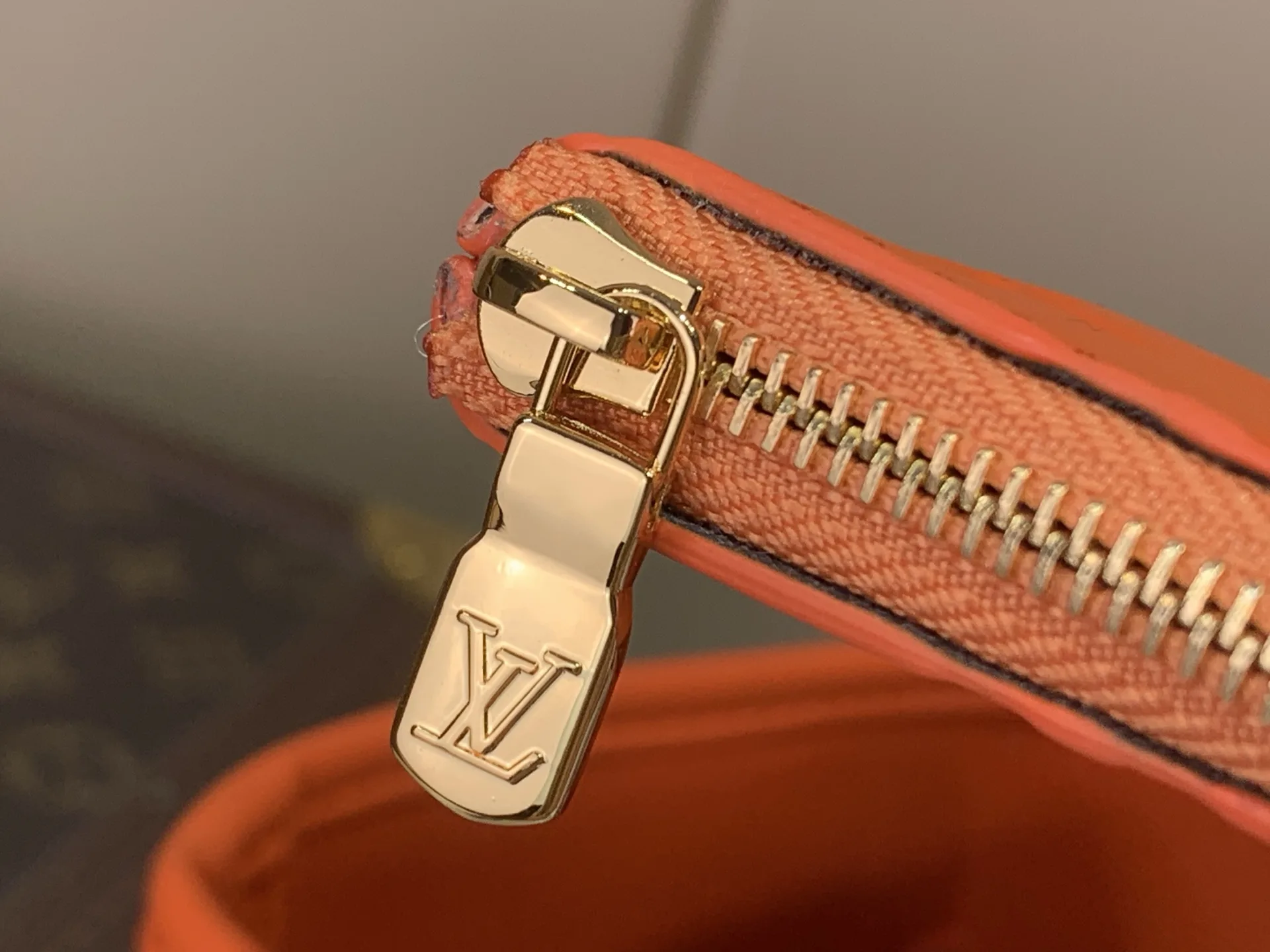 Louis Vuitton Neverfull Gold Monogram Canvas Tote Bag product photo from LabelPicks
