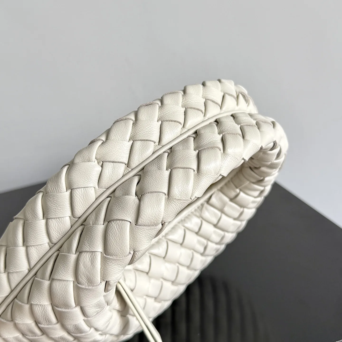 Bottega Veneta Pink Intrecciato Woven Leather Hobo Bag product photo from LabelPicks