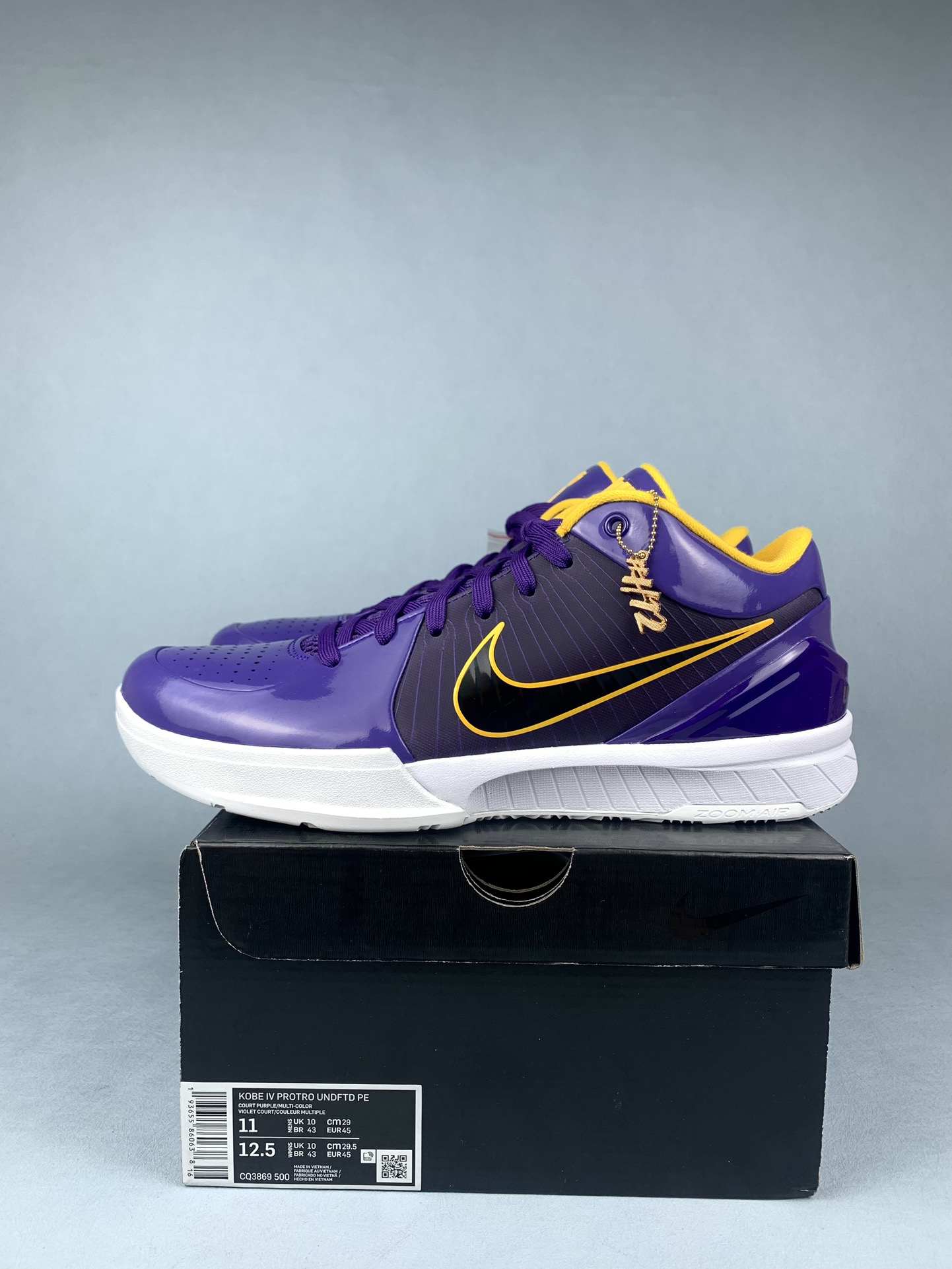 UNDEFEATED x Kobe 4 Protro “Lakers” Basketball Shoes