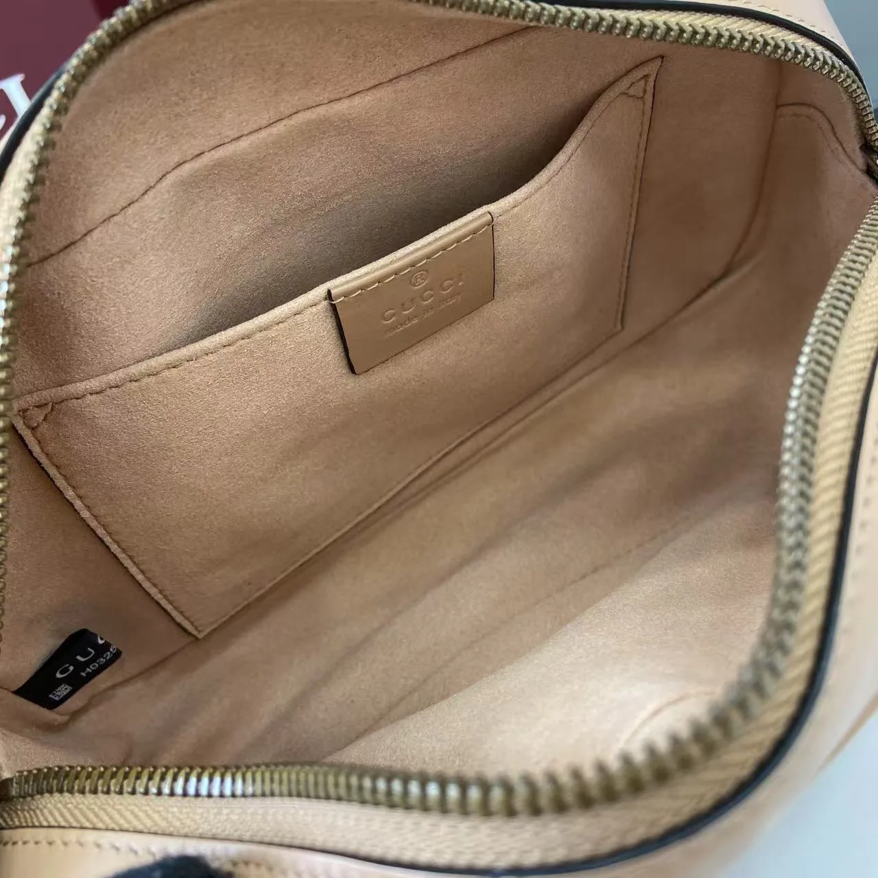 Gucci Beige Marmont GG Supreme Canvas Crossbody Bag product photo from LabelPicks