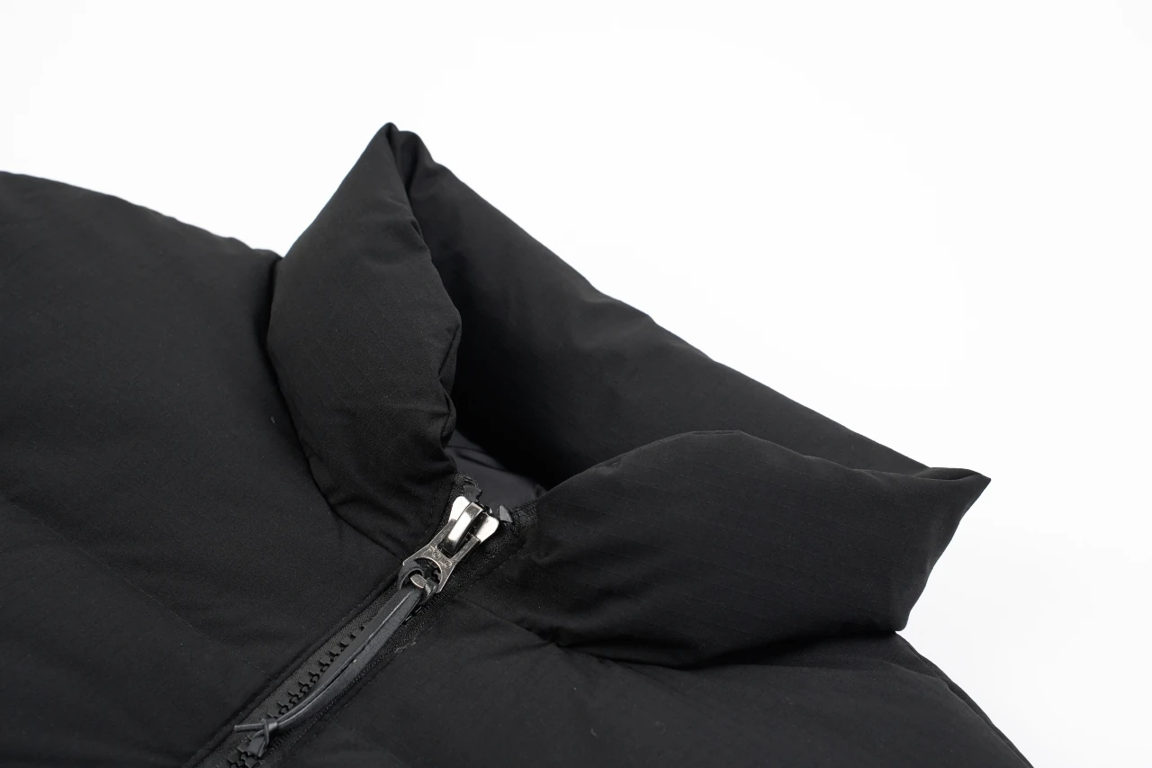 Ralph Lauren Black Pony Embroidered Jacket Style Down Coat product photo from LabelPicks