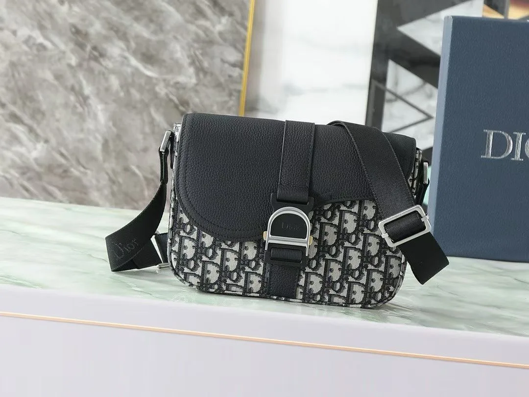 Dior Saddle Oblique Canvas Saddle Bag product photo from LabelPicks