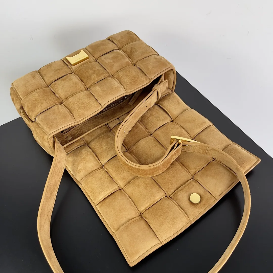 Bottega Veneta Cassette Green Intrecciato Woven Leather Crossbody Bag product photo from LabelPicks