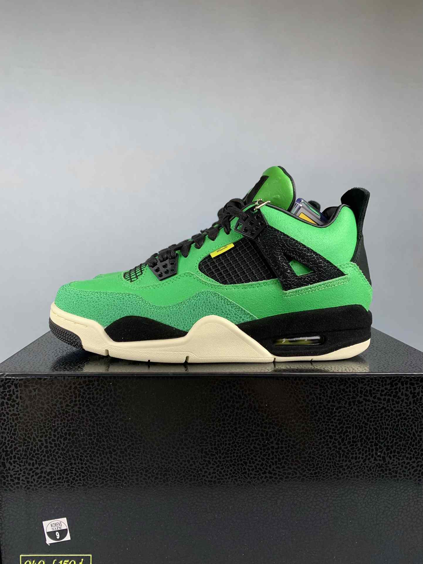 Air Jordan 4 