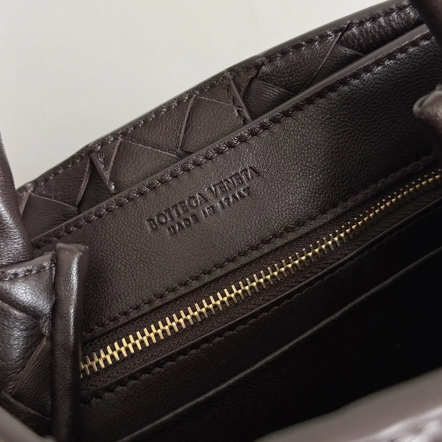 Bottega Veneta Intrecciato Woven Leather Andiamo Top Handle Bag product photo from LabelPicks