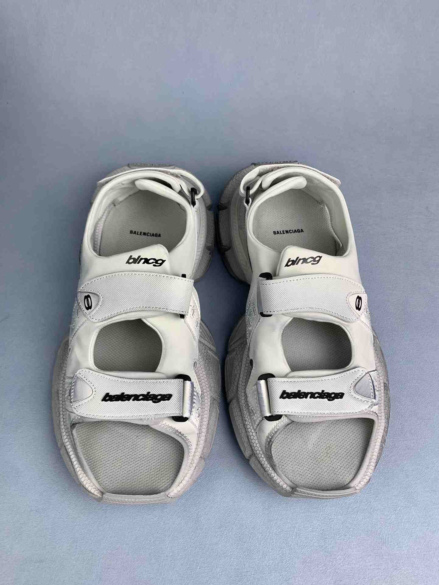 3XL Sandals in White