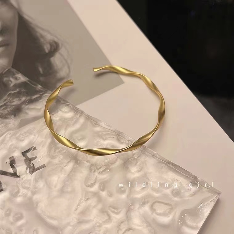 Twisted wave element ring open bracelet women's adjustable ins summer niche design simple bracelet