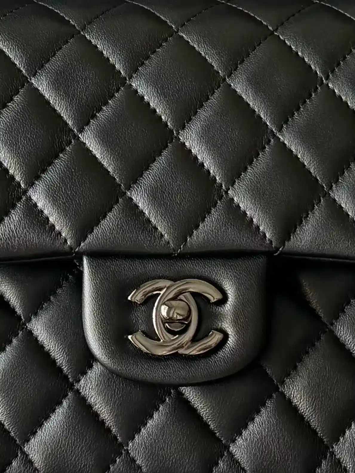 Chanel Classic Flap White Lambskin Shoulder Bag product photo from LabelPicks