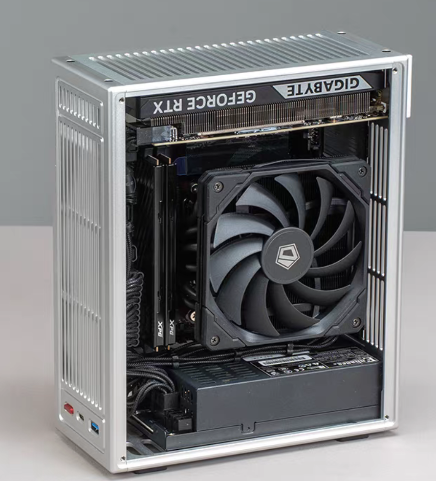E4 iTX 9700X 32GB+1TB RTX5060 iTXCase Desktop Build Brand New - GreshamTech