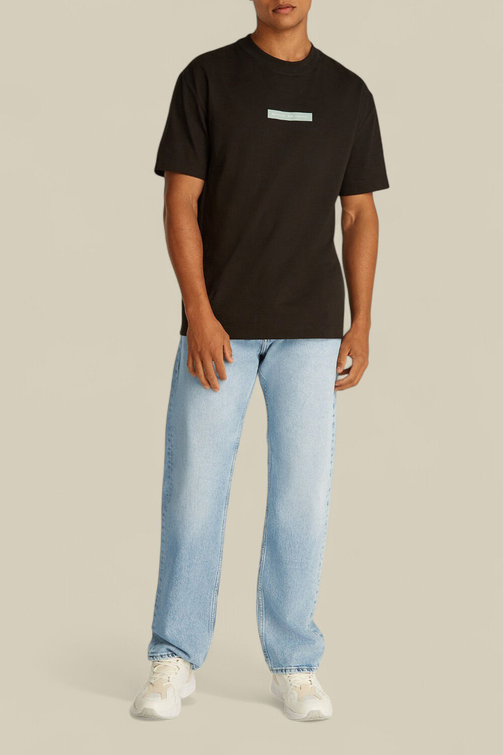 CALVIN KLEIN מכנסי ג'ינס בגזרה ישרה