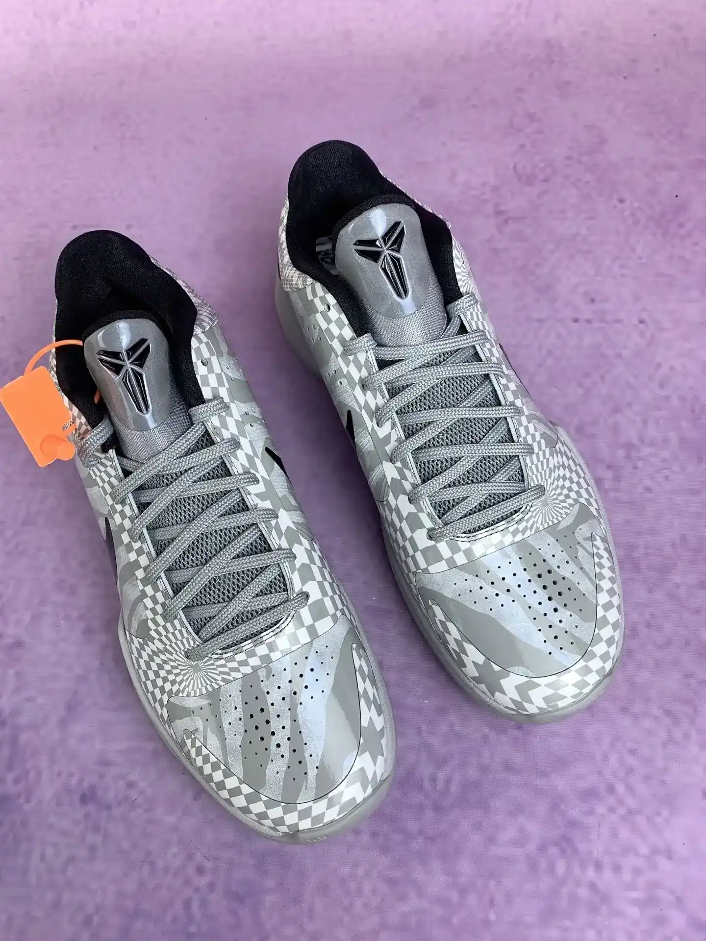 Kobe V Protro 'Zebra' Shoes product photo from LabelPicks