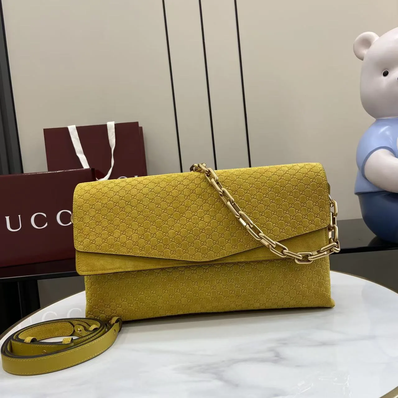 Gucci GG Supreme Canvas Shoulder Bag product photo from LabelPicks