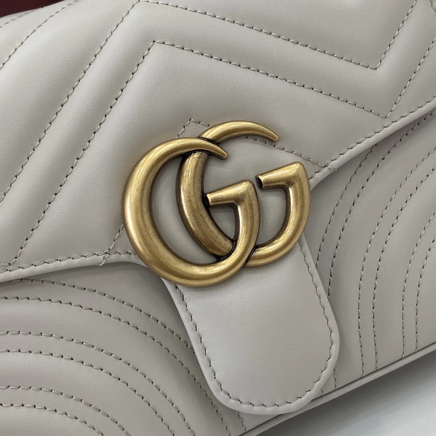 Gucci Marmont Grey GG Supreme Canvas Top Handle Bag product photo from LabelPicks