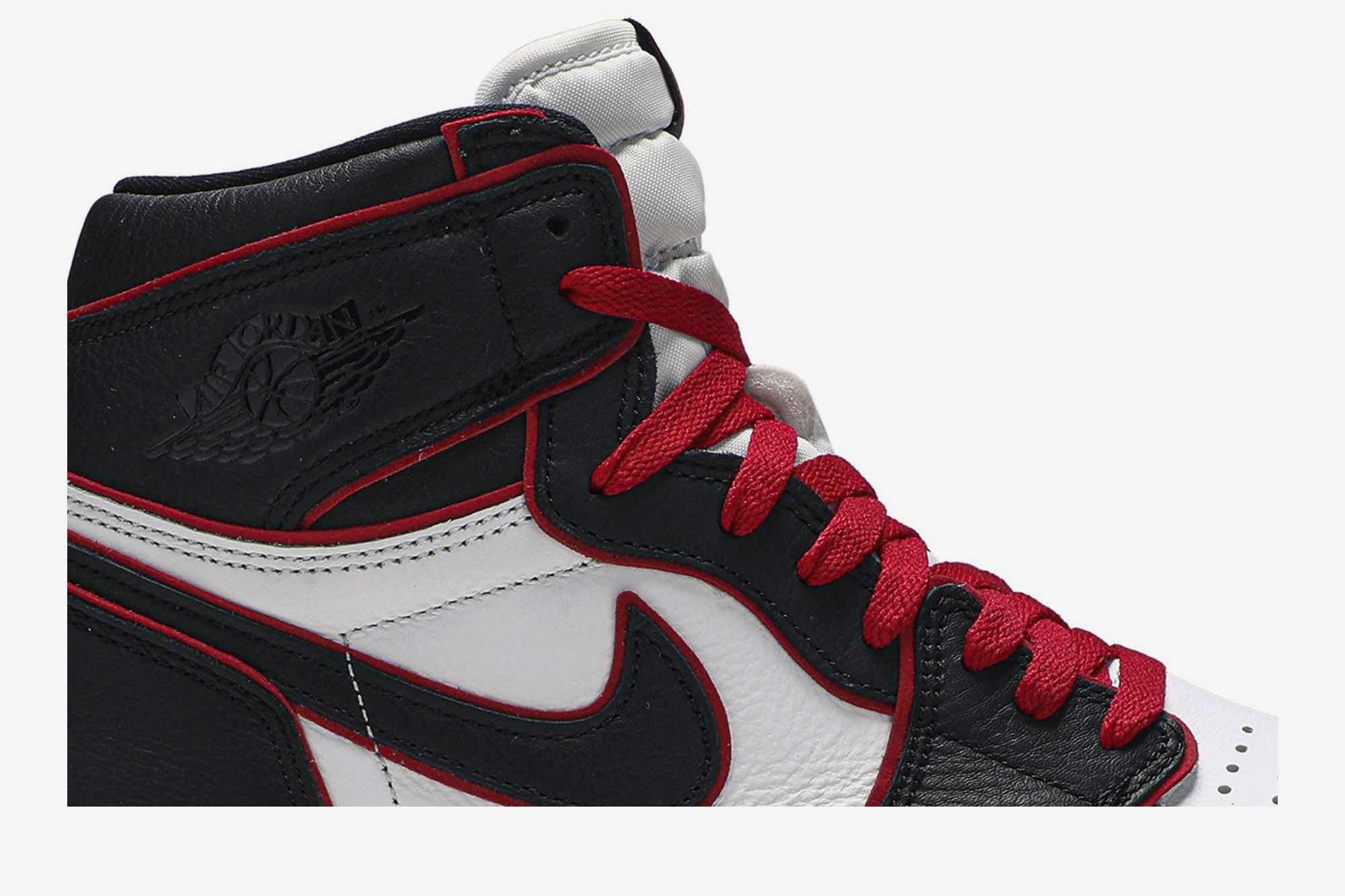 Air Jordan 1 Retro High OG ‘Bloodline’ 555088-062