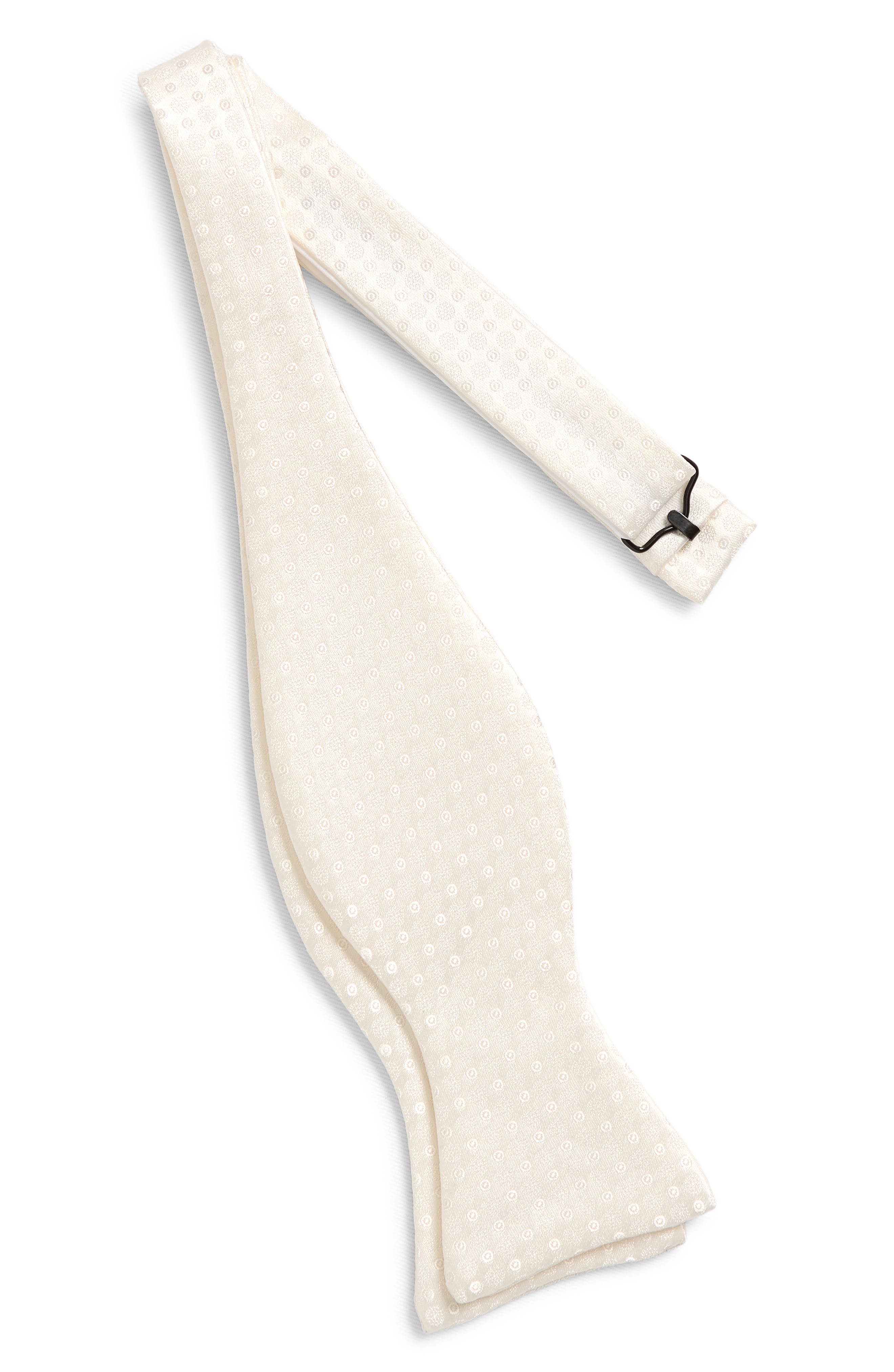 David Donahue Jacquard Silk Bow Tie