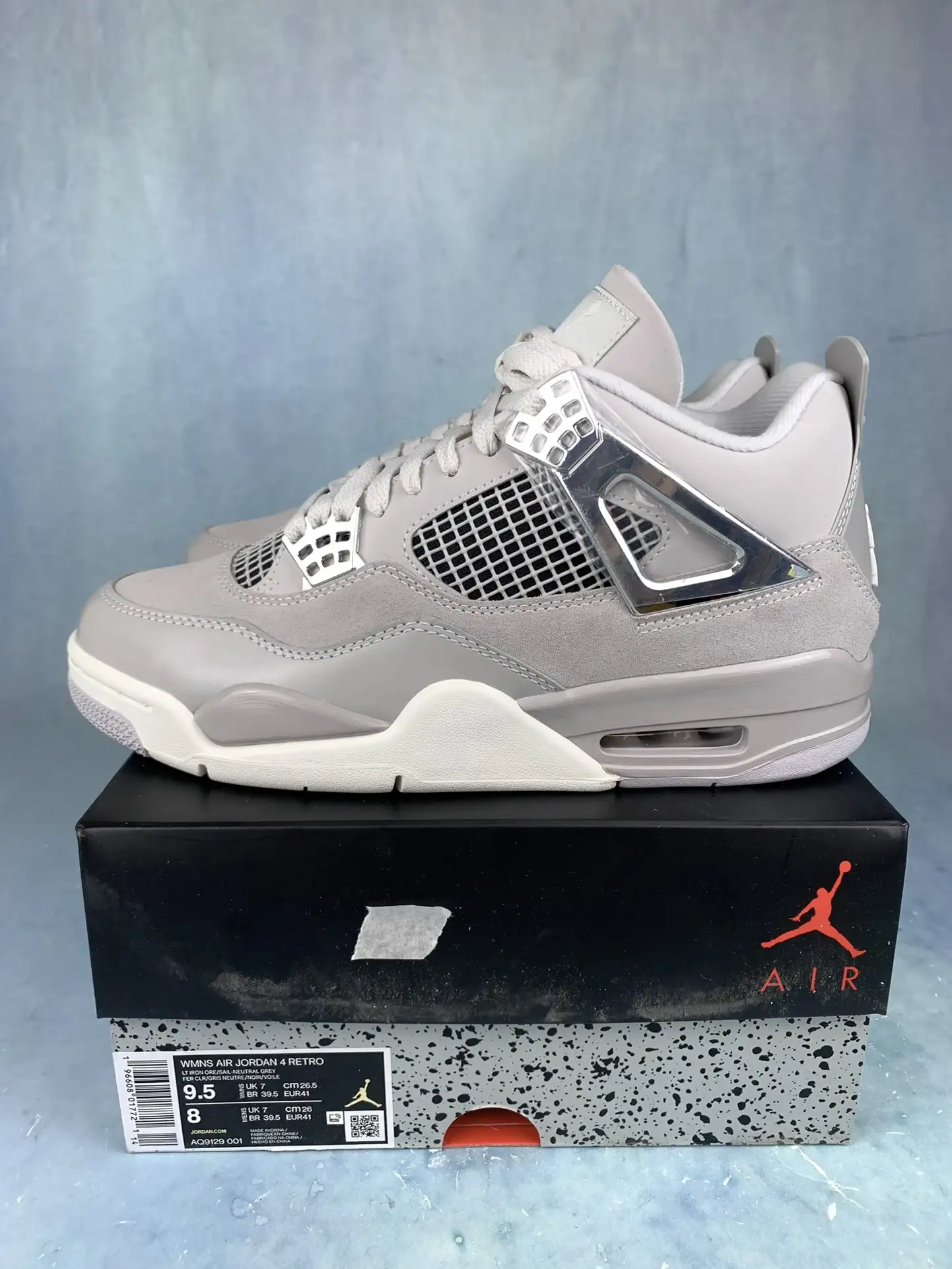 Air Jordan 4 