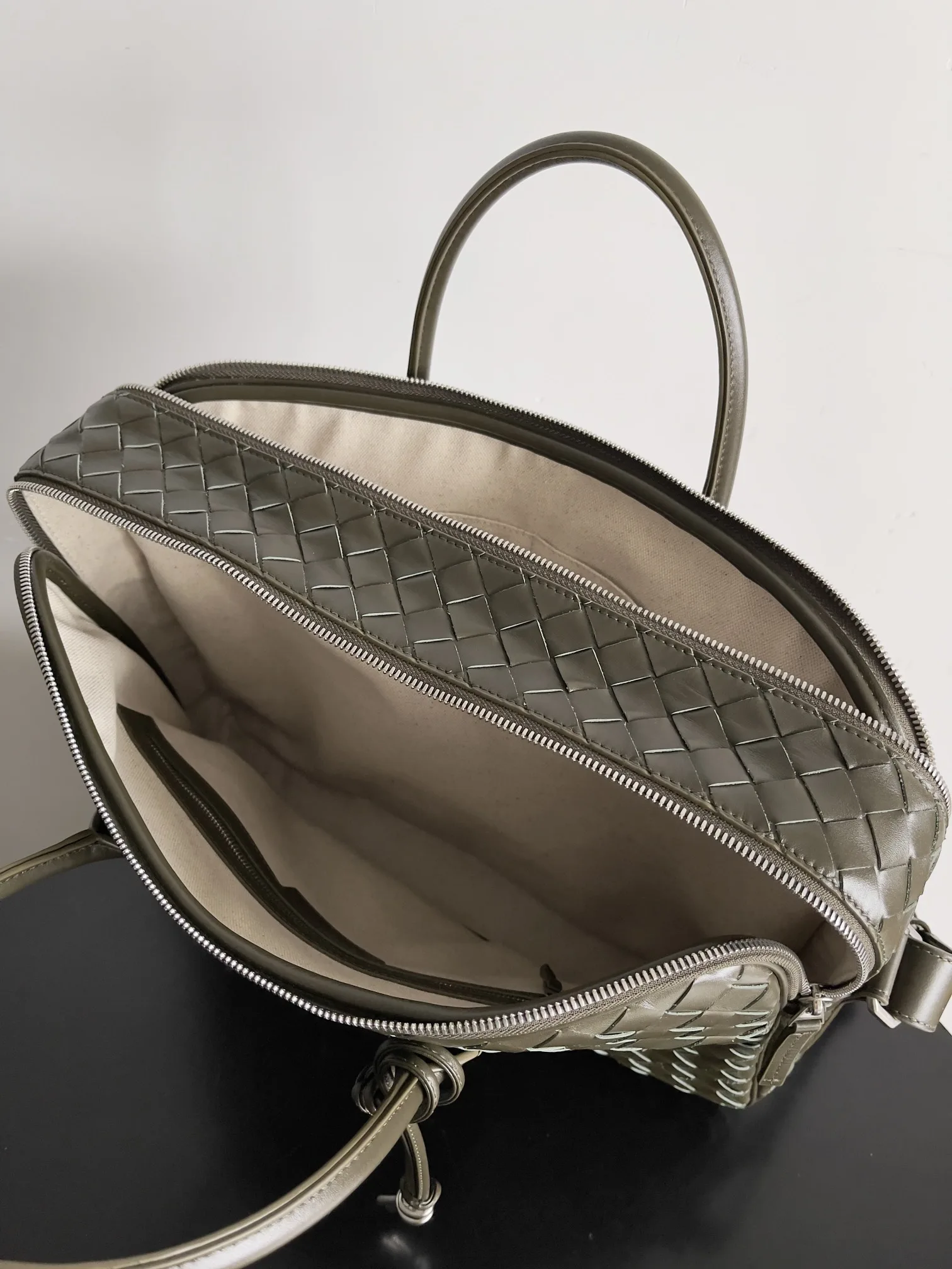 Bottega Veneta Getaway Tote Bag product photo from LabelPicks