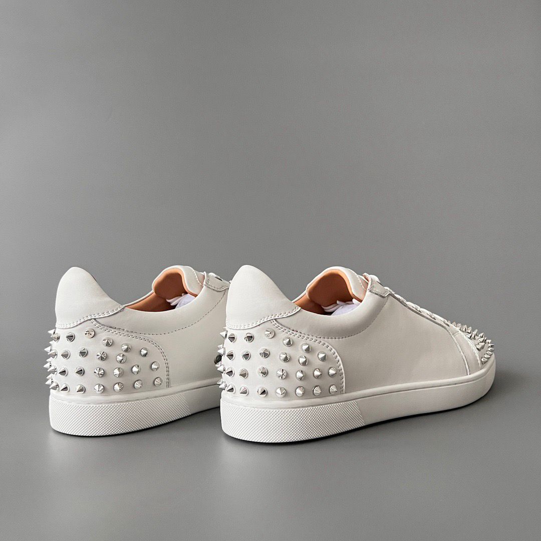 CHRISTIAN LOUBOUTIN LOUIS