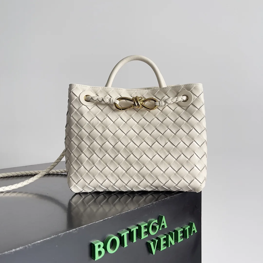 Bottega Veneta White Andiamo Intrecciato Woven Leather Top Handle Bag product photo from LabelPicks