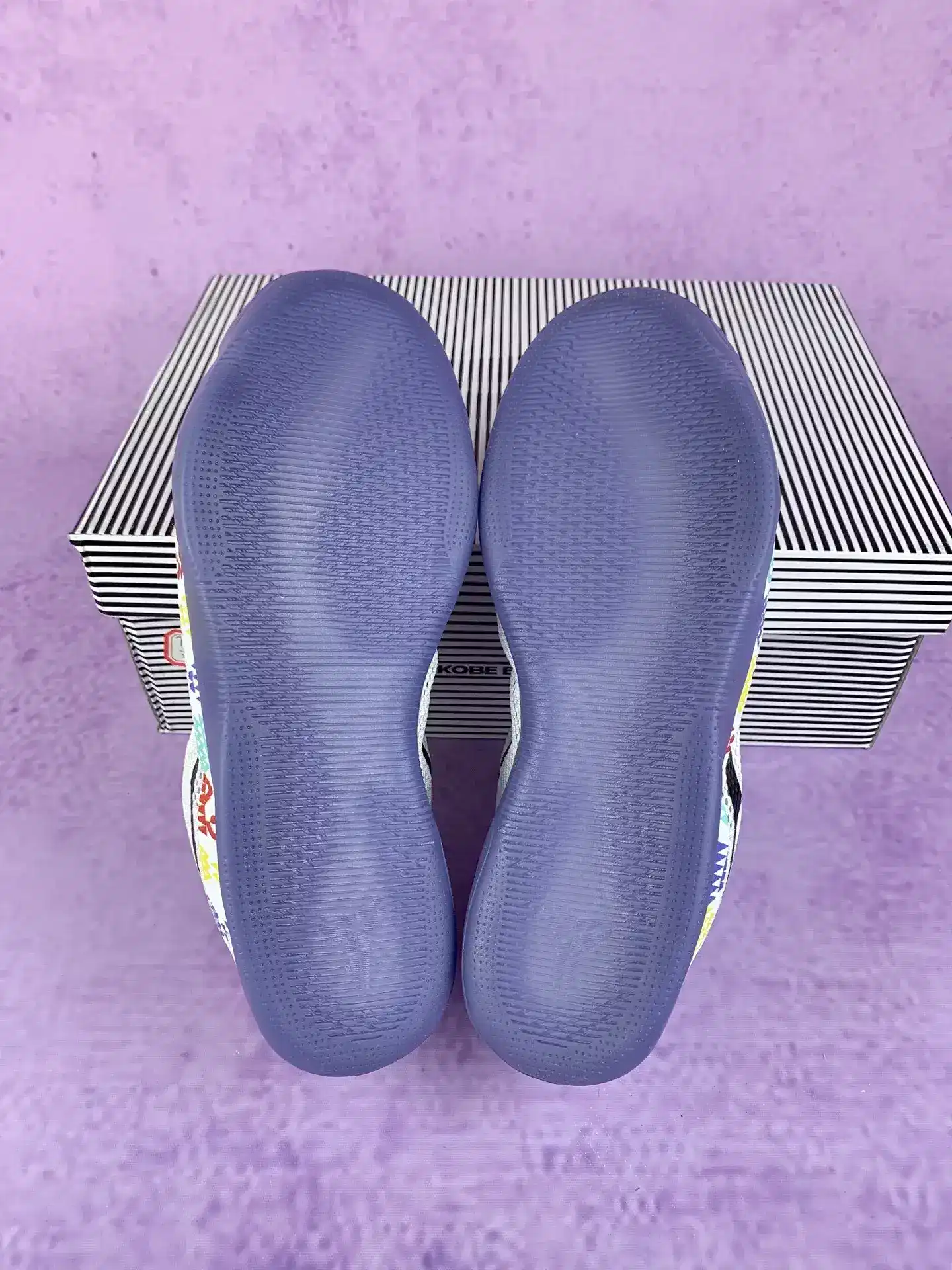 Kobe 11 EM Low 'Fundamental White Ice' Custom Basketball Shoes product photo from LabelPicks