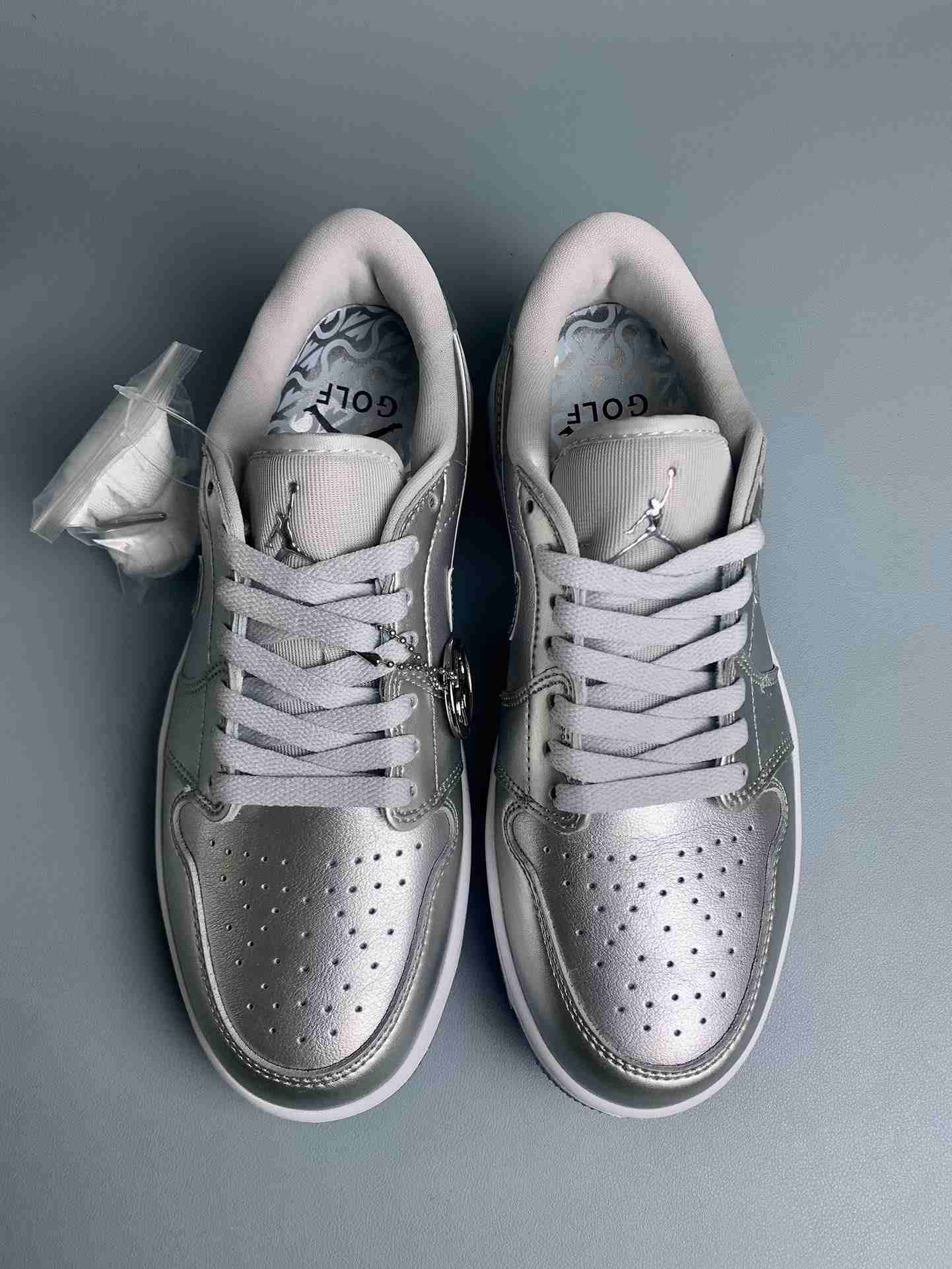 Air Jordan 1 Low G 'Gift Giving' Golf Shoes