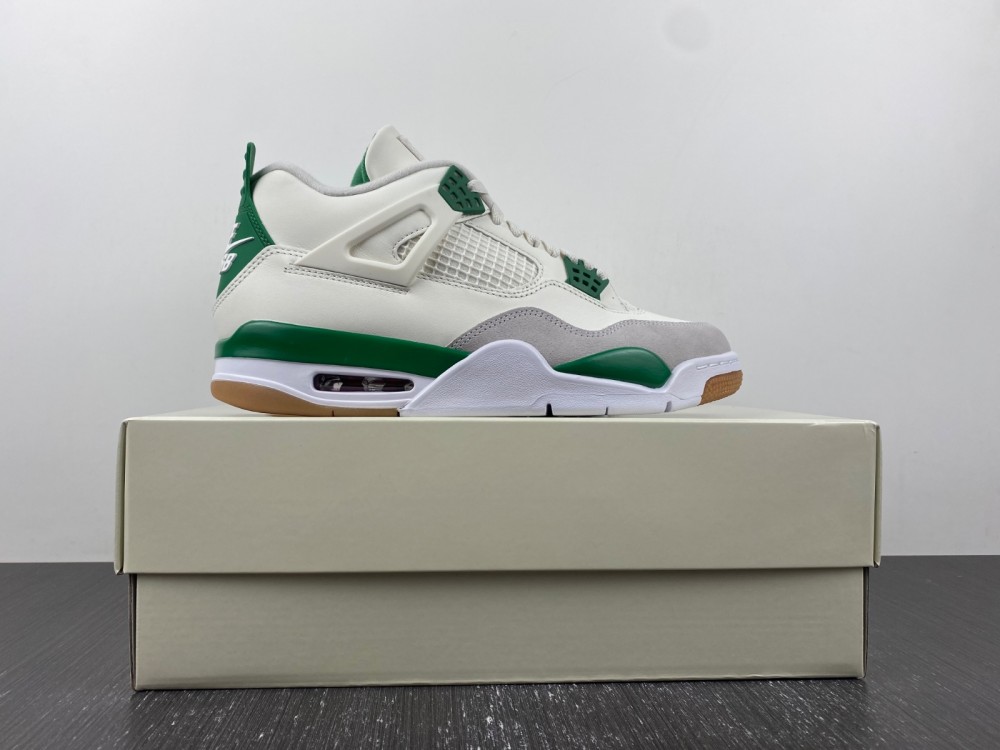 Jordan 4 Retro SB Pine Green