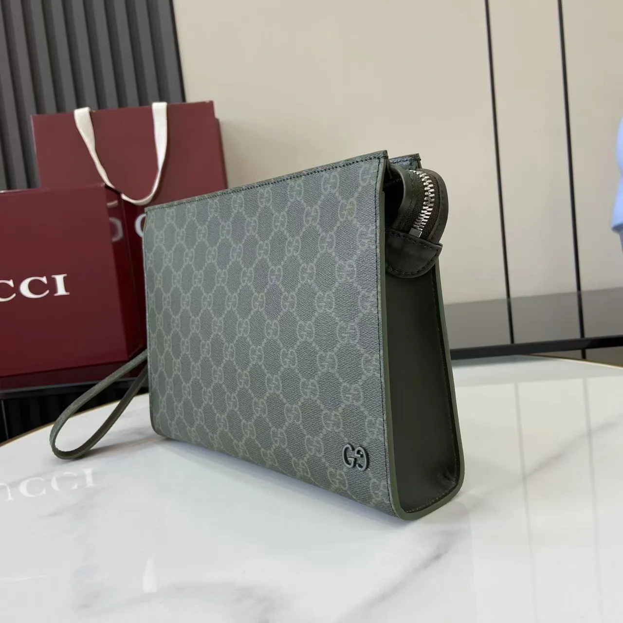 Gucci Compact Clutch product photo from LabelPicks