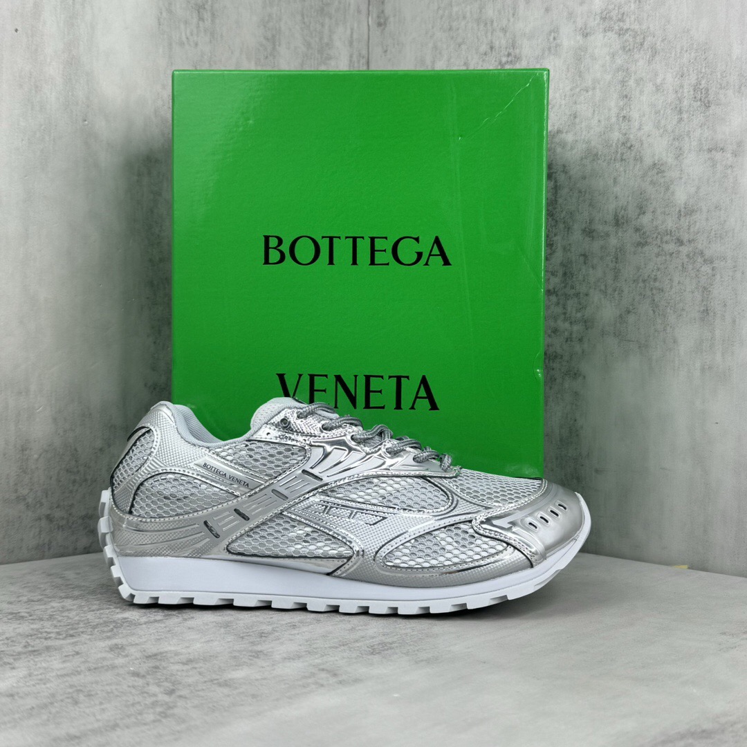 Bottega Veneta Orbit Silver