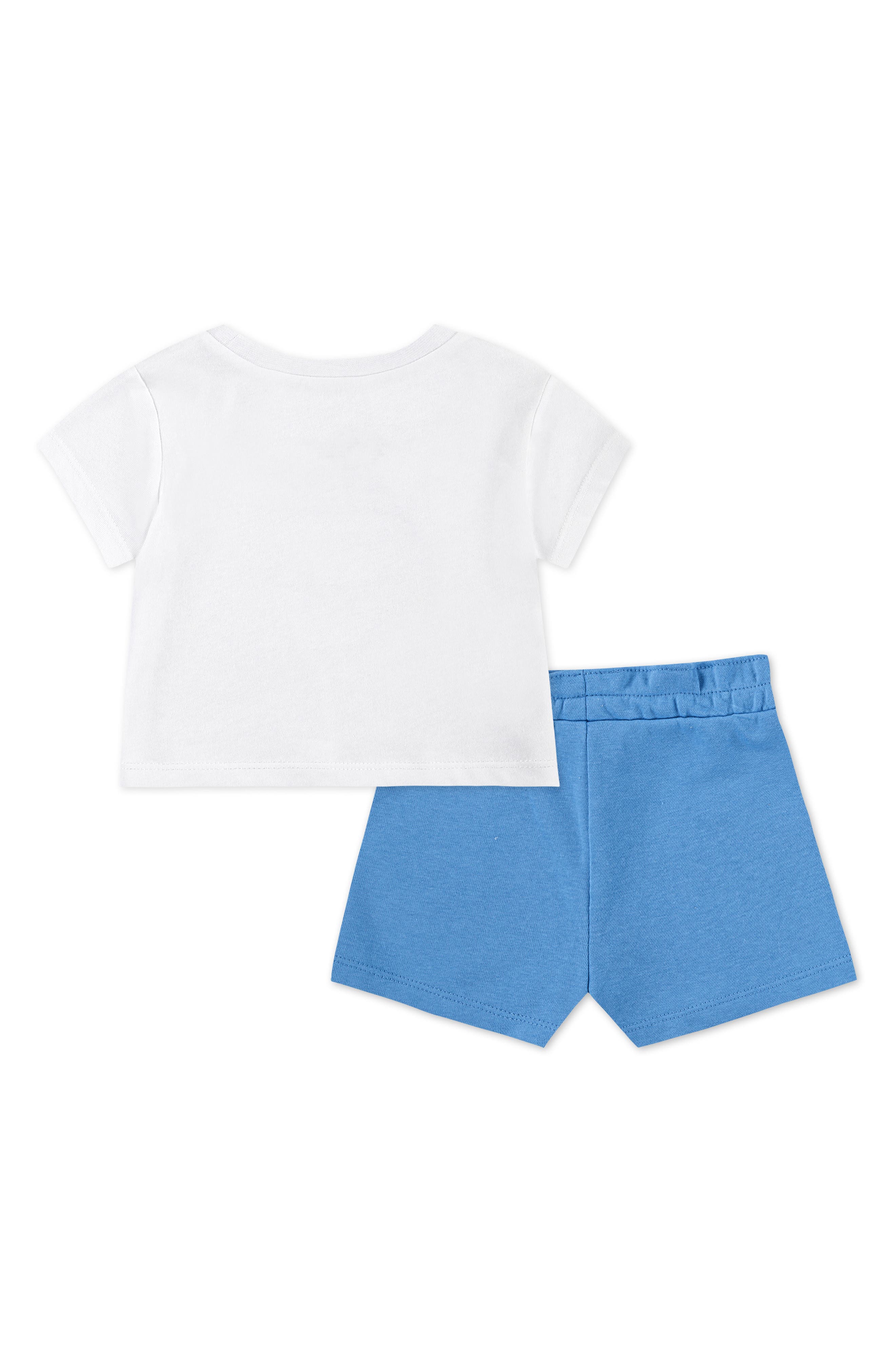 Nike Logo T-Shirt & Shorts Set