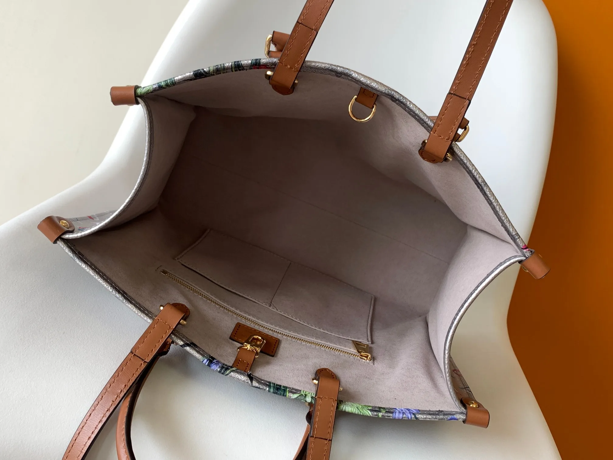 Louis Vuitton White Onthego Calfskin Tote Bag product photo from LabelPicks