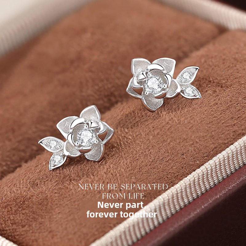 Original design, never-fading earrings for women, 925 sterling silver, featuring a delicate jasmine flower design, offering a touch of luxury and sophistication