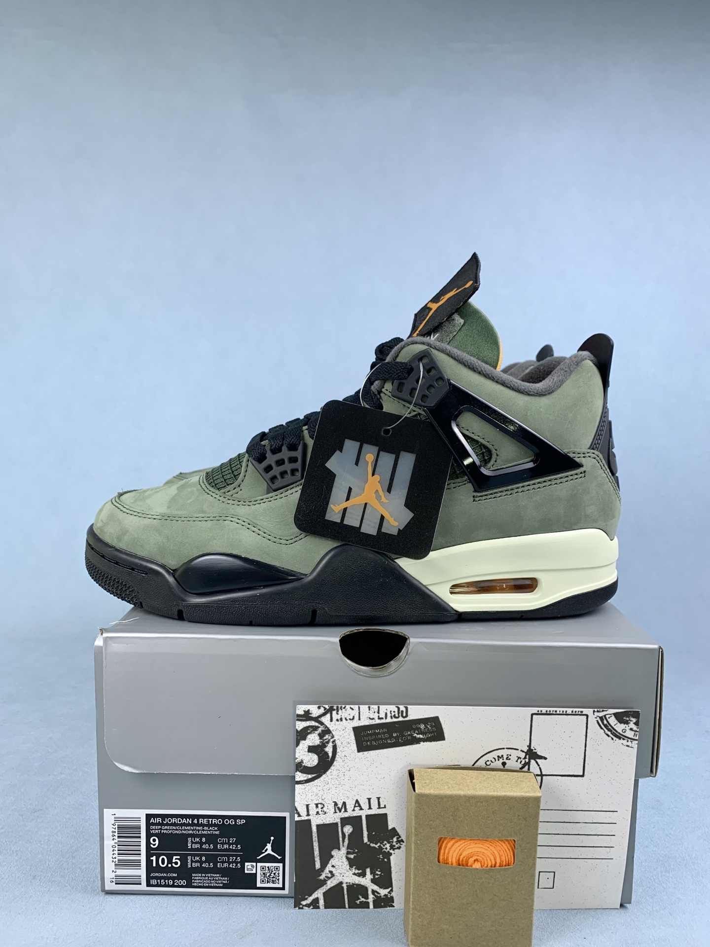 Undefeated x Air Jordan 4 “Deep Green” Shoes