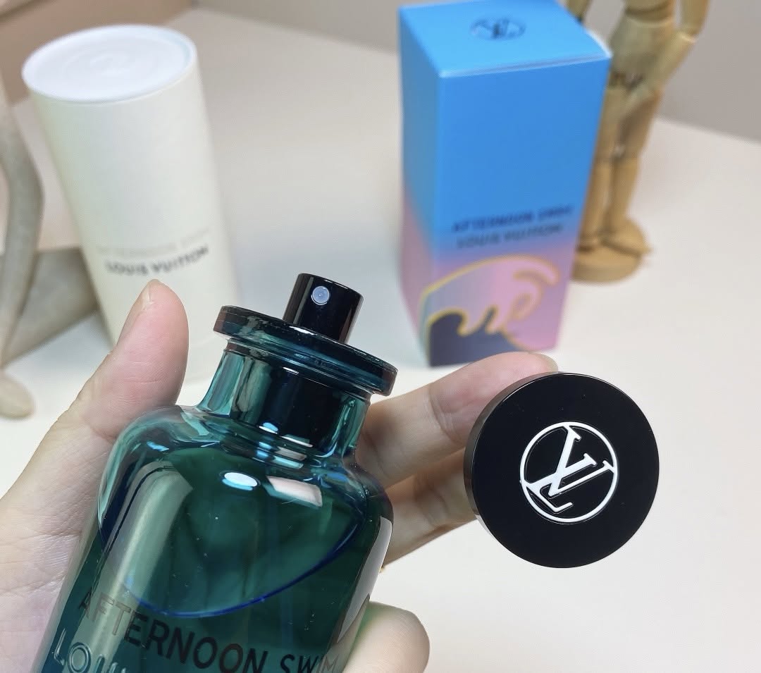Afternoon Dive Eau de Parfum – Unisex Luxury Fragrance