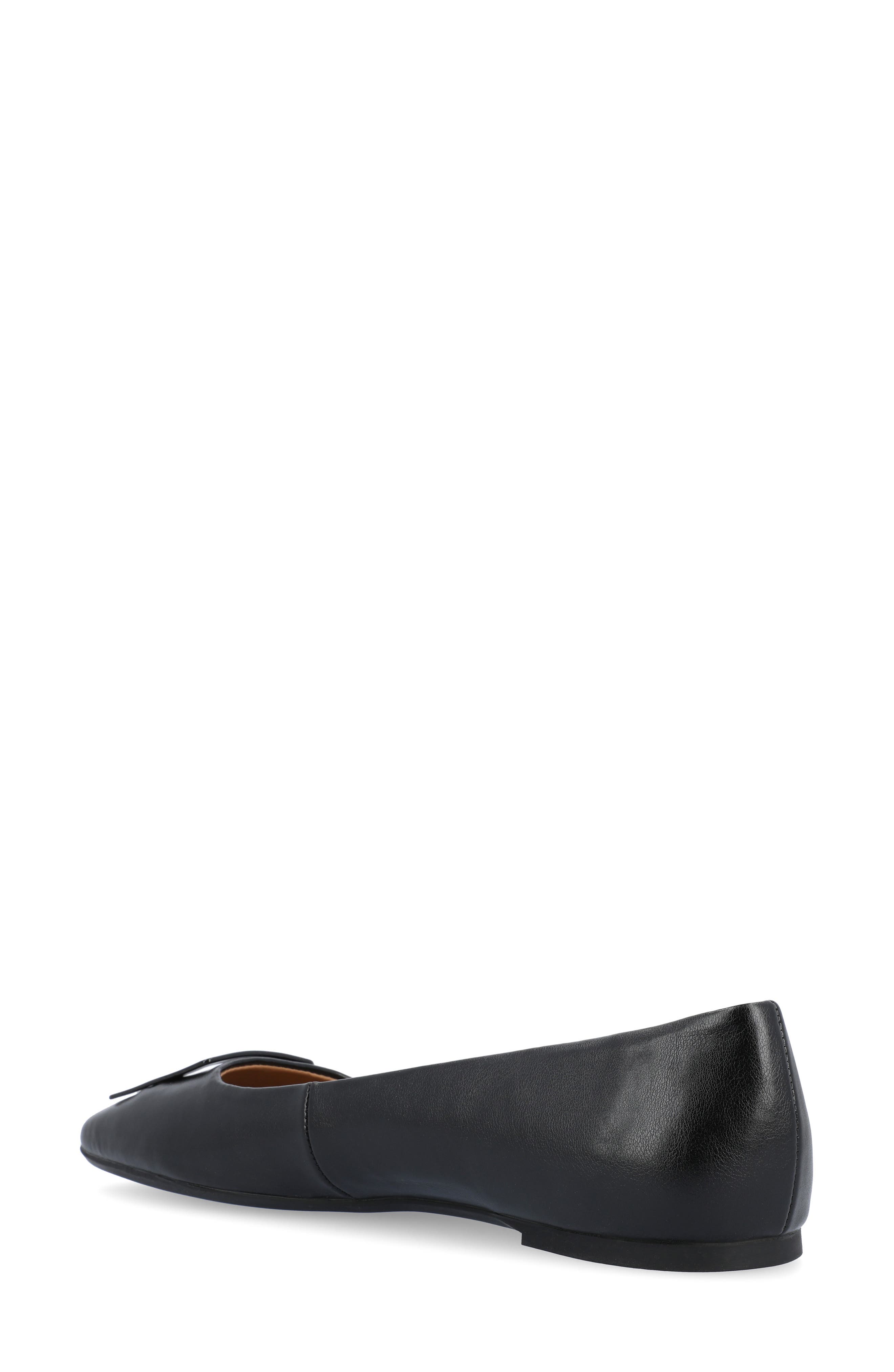 Journee Collection Zimia Square Buckle Flat