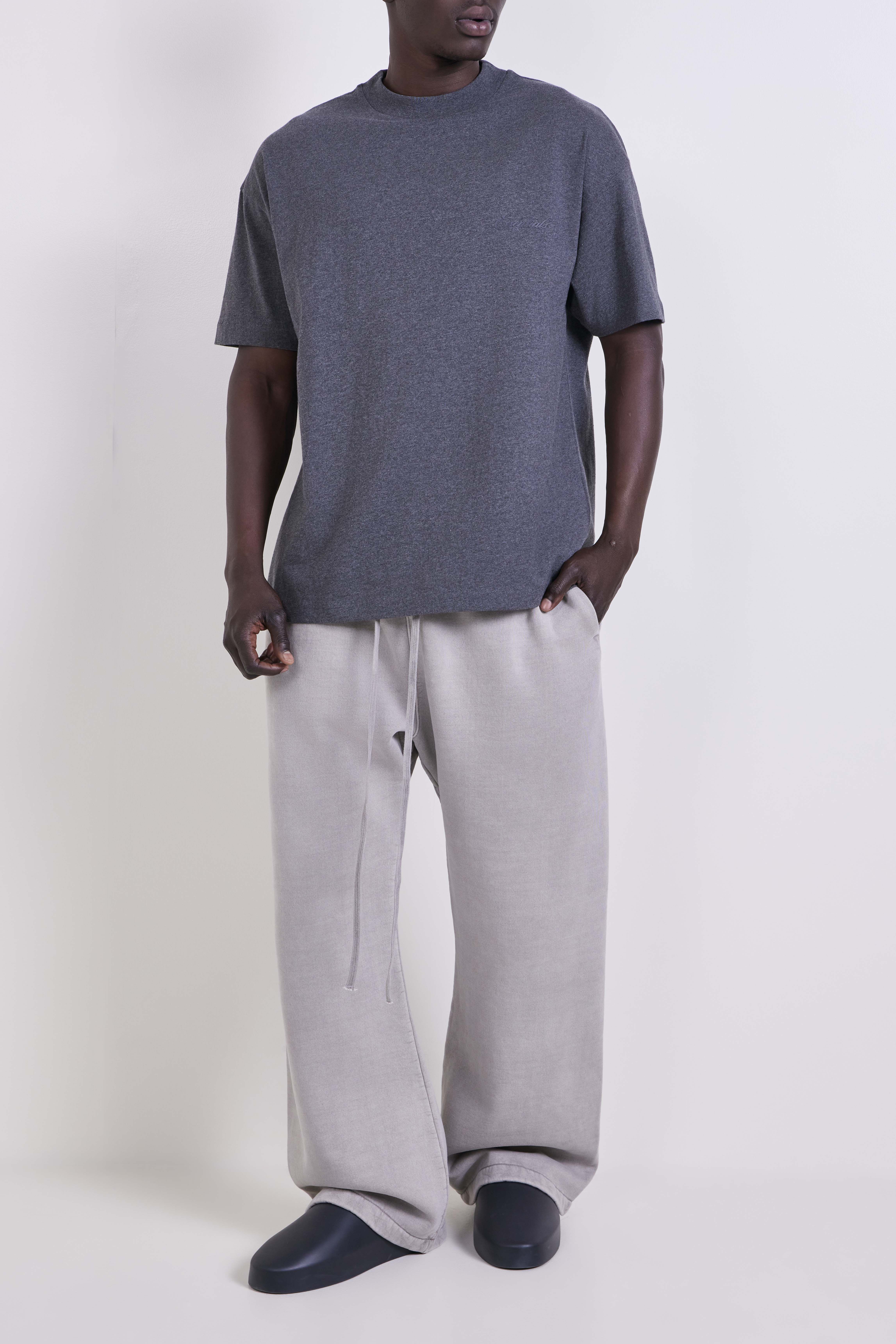 FEAR OF GOD ESSENTIALS חולצת טי