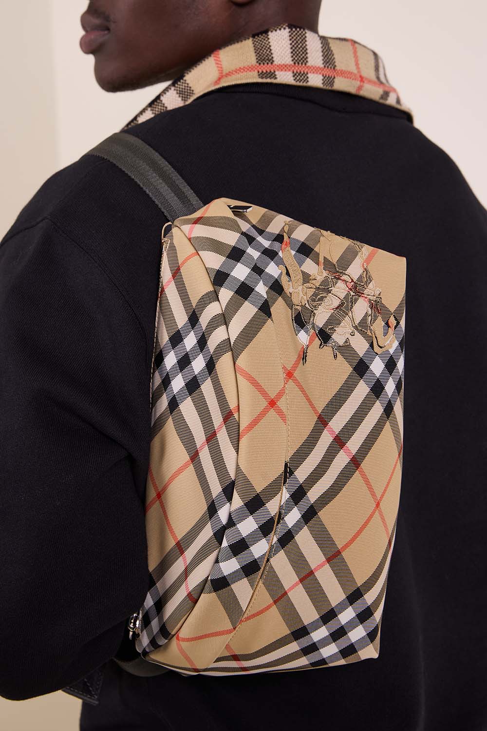 BURBERRY תיק פאוץ'