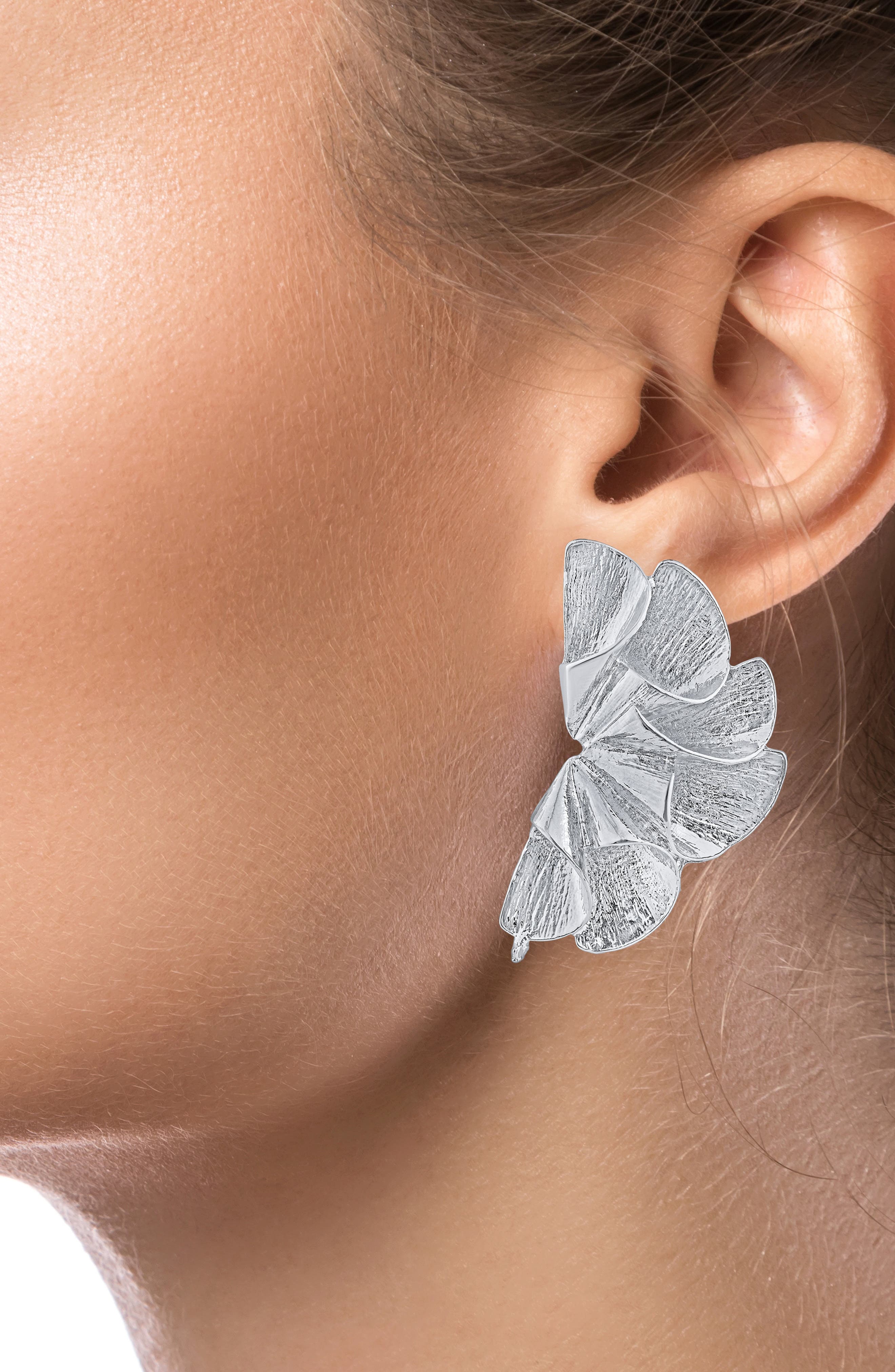 JARDIN Textured Fan Stud Earrings