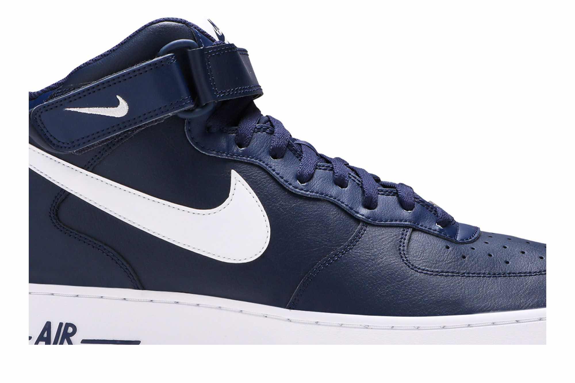Nike Air Force 1 ’07 Mid ‘Navy’ CK4370-400